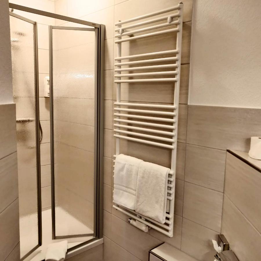 Hotel Neue Hoehe Klingenberg Dış mekan fotoğraf