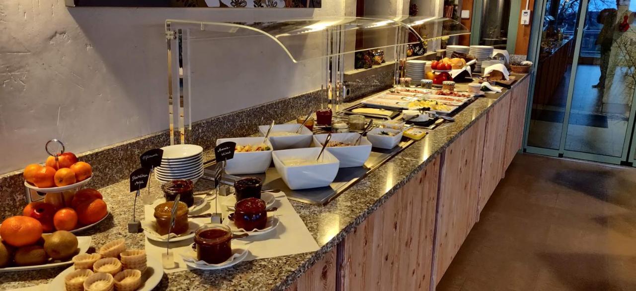 Hotel Neue Hoehe Klingenberg Dış mekan fotoğraf