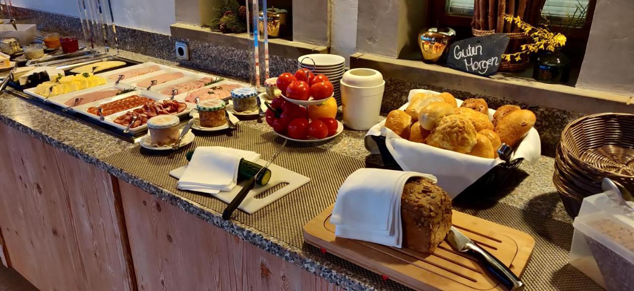 Hotel Neue Hoehe Klingenberg Dış mekan fotoğraf