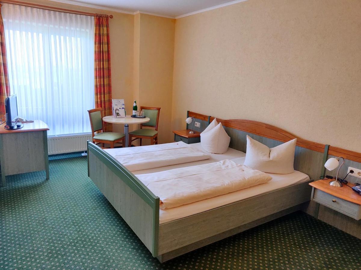 Hotel Neue Hoehe Klingenberg Dış mekan fotoğraf