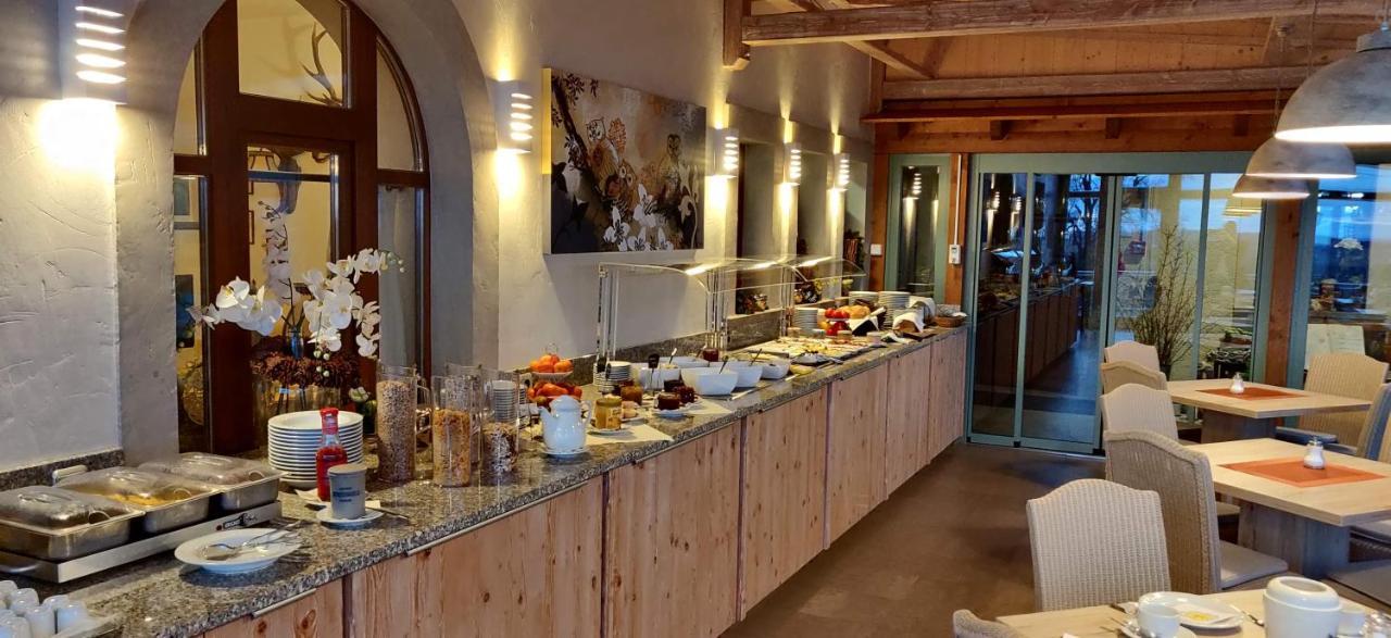 Hotel Neue Hoehe Klingenberg Dış mekan fotoğraf